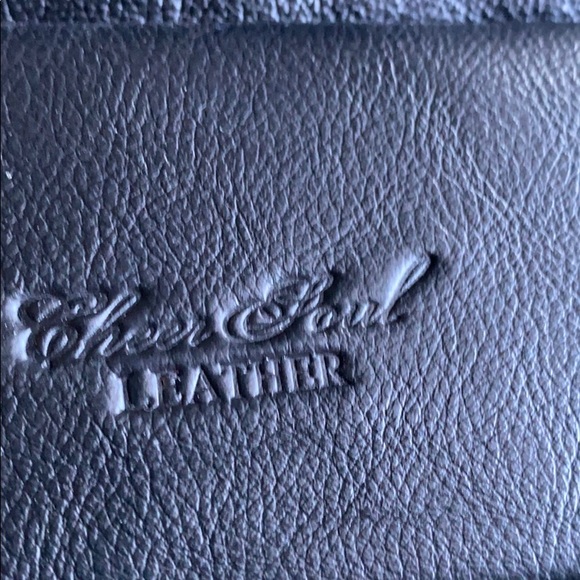 Men’s leather side satchel - Picture 5 of 6